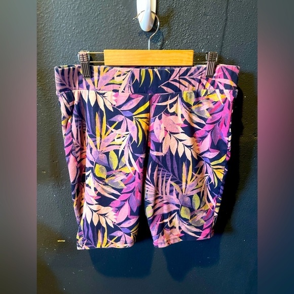 torrid Pants - Womens Torrid Tropical Biker Shorts